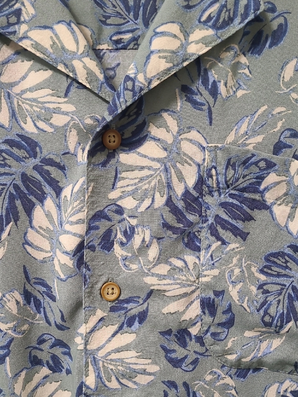 Bundle of Men's Shirts - Picture 7 of 10